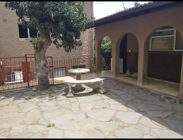 5 BEDROOM HOUSE FOR SALE IN GREENWOOD PARK